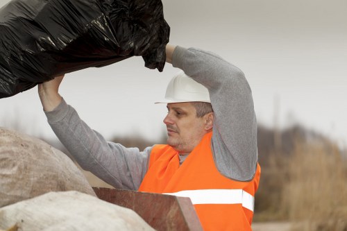 Environmentally friendly flat clearance in Hainault